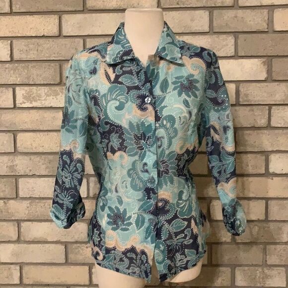 3for$20 see through button down blouse ps - Picture 1 of 4